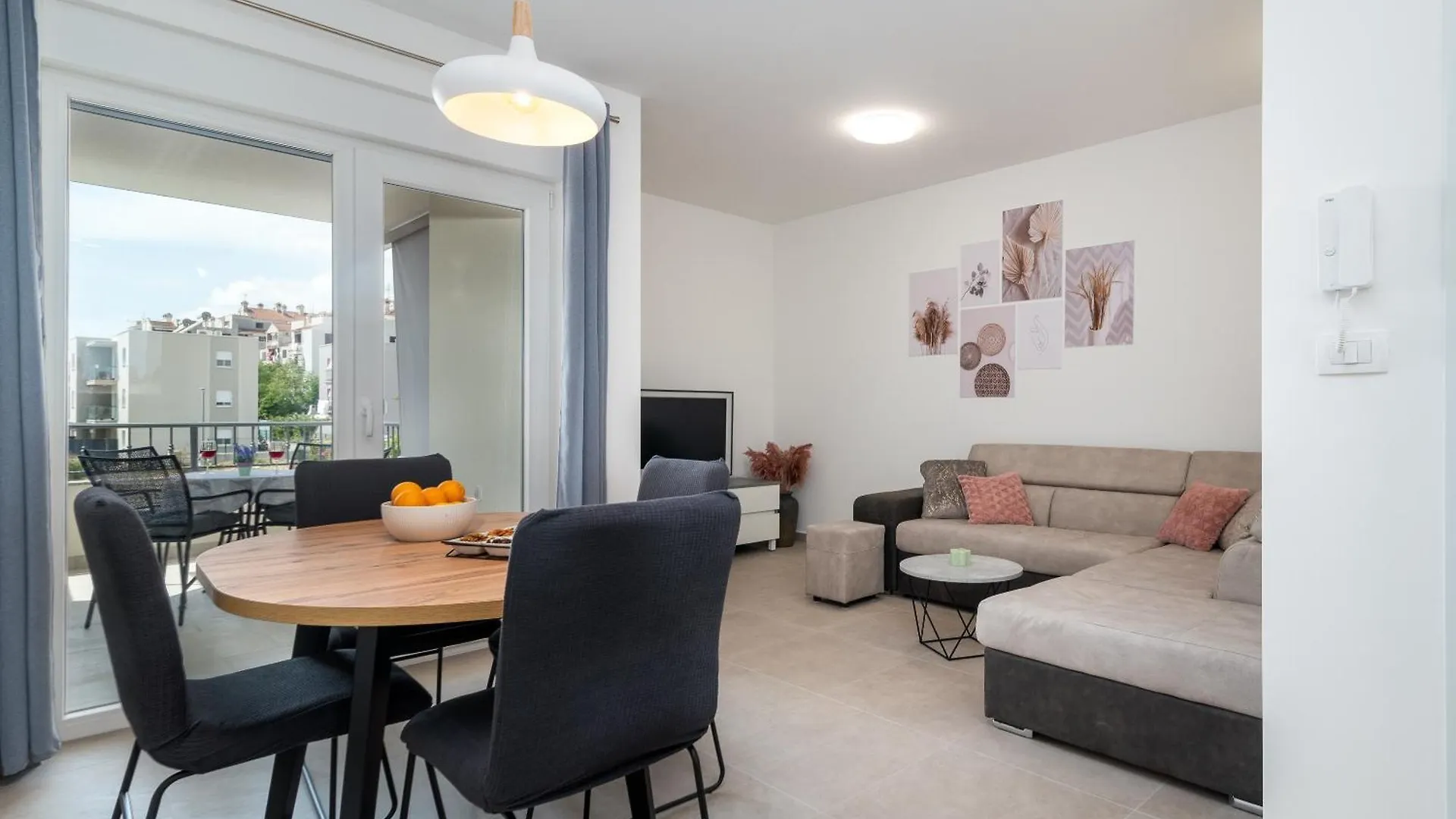 Apartments With A Parking Space Trogir - 23453 Chorvatsko